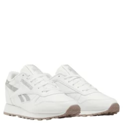 Reebok Women's Classic Leather In Chalk/Pure Grey 3/Taupe -Potomac River Running SHOP RB HQ7195 1146 2 1100x