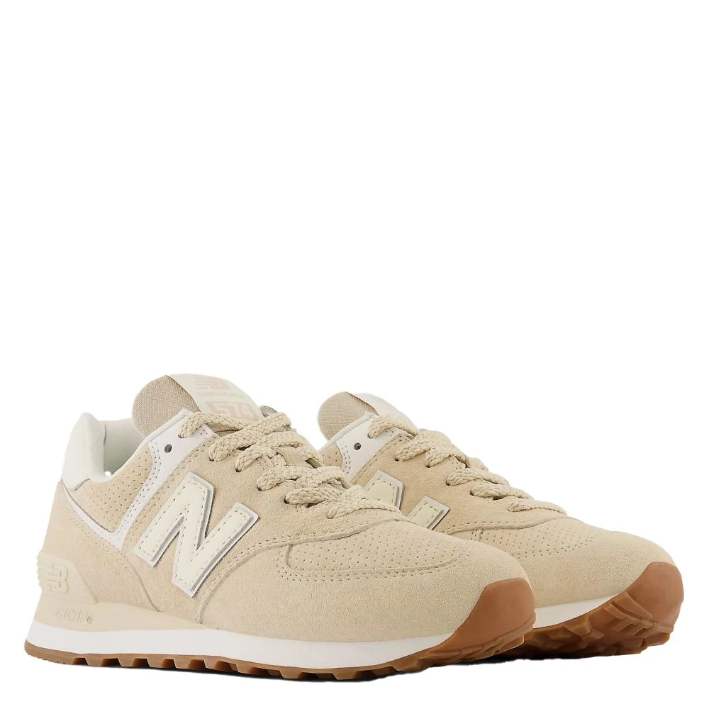 New Balance Women's 574 In Sandstone With Angora And Sea Salt 4 New Balance Women's 574 In Sandstone With Angora And Sea Salt - Image 2